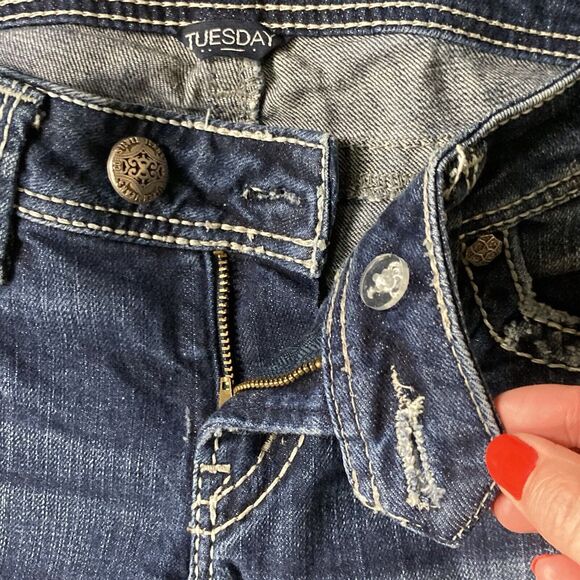 Silver Jeans Womens W29/L31 Blue Tuesday Bootcut Distressed Rip Cowgirl Chic - Picture 5 of 14